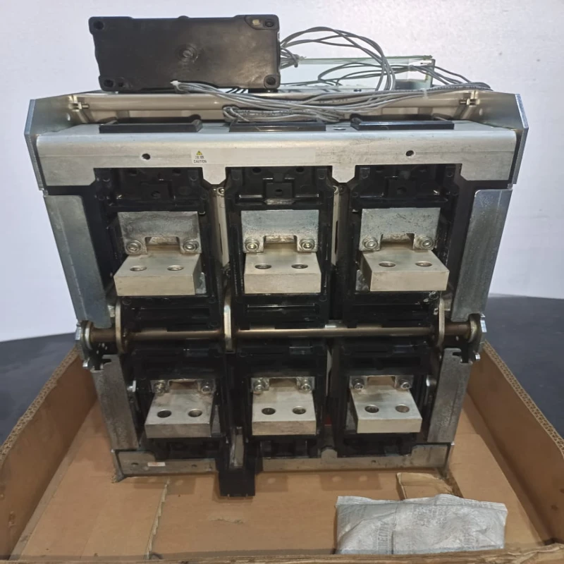 Allen-Bradley 1746-OB16 SLC 500 16-Point 24V DC Source Output Module thumbnail 7142